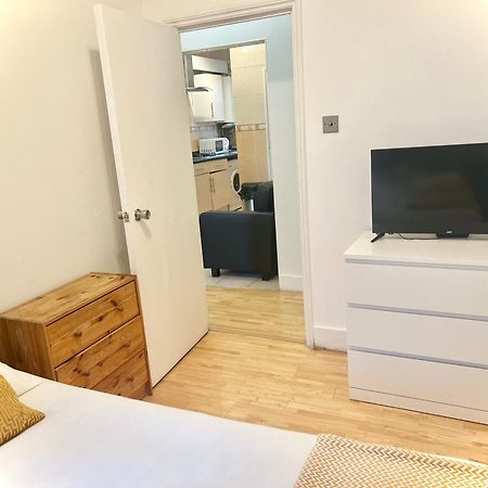 Stepney Green Holiday Apartment London Exterior photo