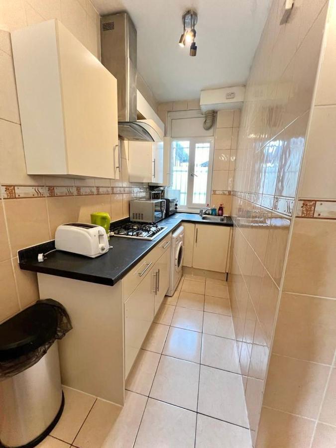 Stepney Green Holiday Apartment London Exterior photo